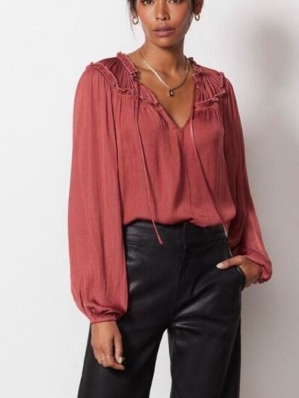 Evereve Satin Kamila Satin Gathered Blouse in Rust